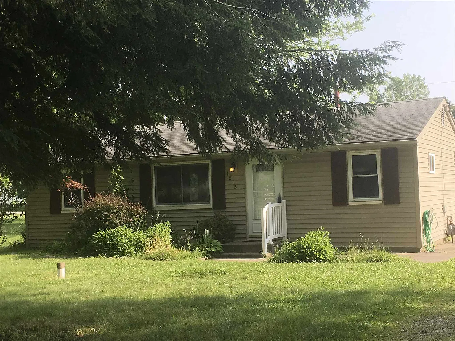 1215 Bibler Ave photo 1