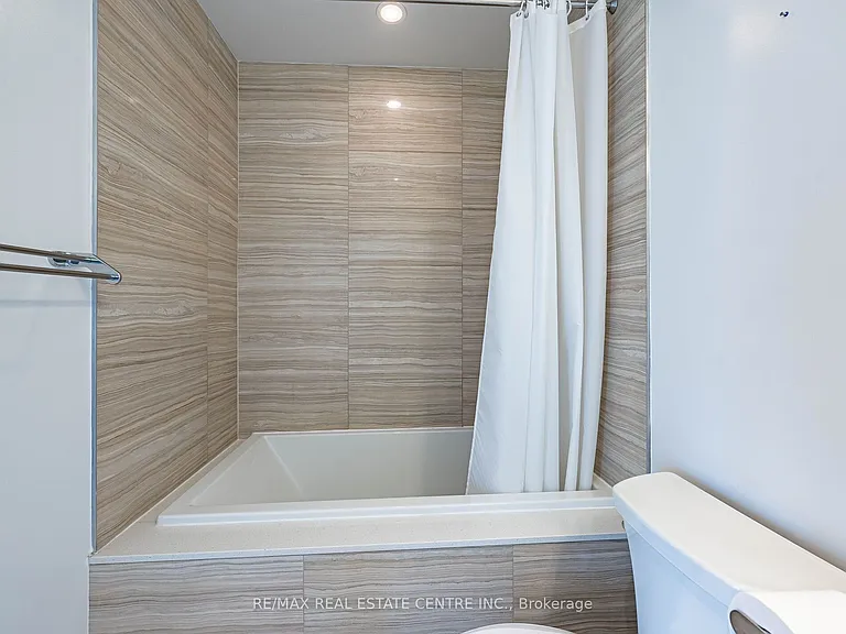 170 Avenue Rd #1203 — Photo 23