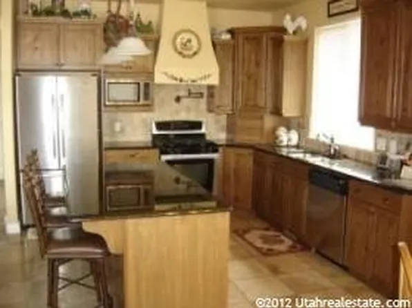 1126 S Valley View Dr, Santaquin, UT 84655