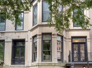 1252 N State Pkwy, Chicago, IL 60610