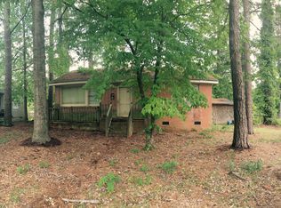 910 Tatum Dr, New Bern, NC 28560
