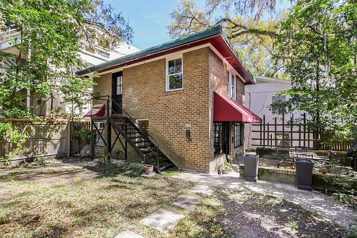 2924 Saint Johns Ave