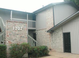 1707 E 24th Ave APT C, Hutchinson, KS 67502