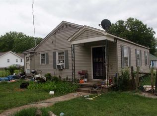 1704 Campbell St, Humboldt, TN 38343