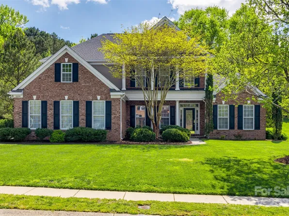 2235 Legacy Oak Dr, Waxhaw, NC 28173
