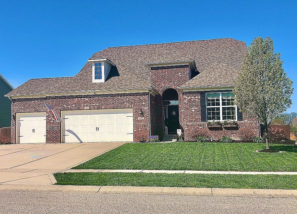 1st image of 2822 Chalbury Dr