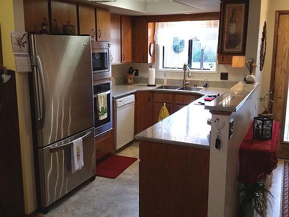 2nd image of 13813 NW 10th Ct APT E