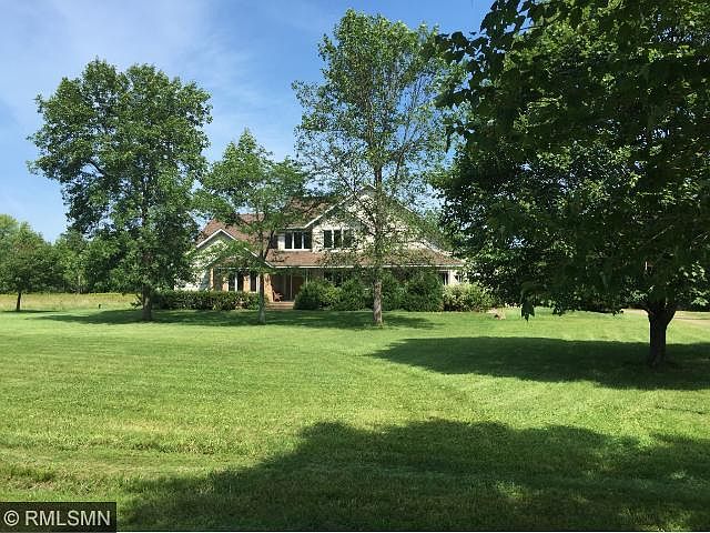 1st image of 409 1st St NE