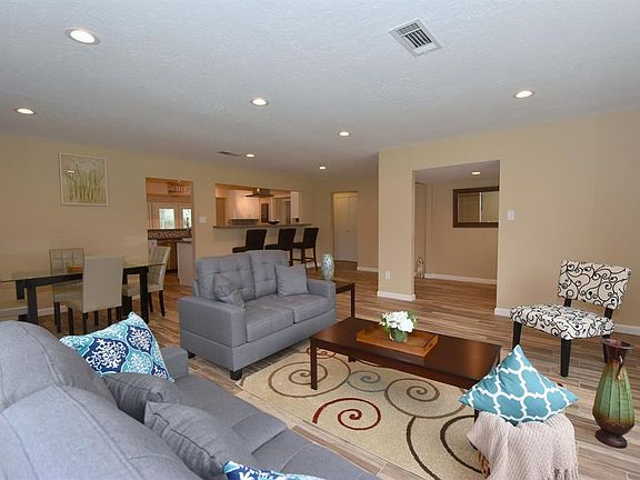 2nd image of 16130 Jersey Dr