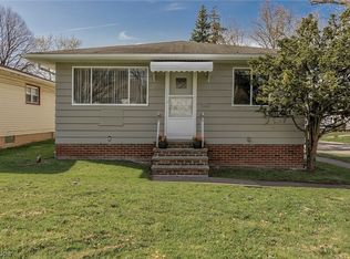 18400 Raymond St, Maple Heights, OH 44137