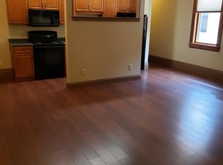 216 N Main St #B, Pontiac, IL 61764