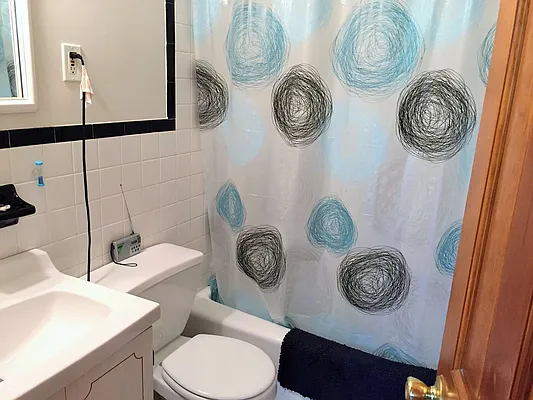 Rented by Joe Gotham LTD | media 22