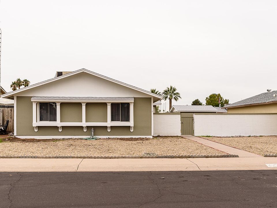 1st image of 3259 W Mauna Loa Ln