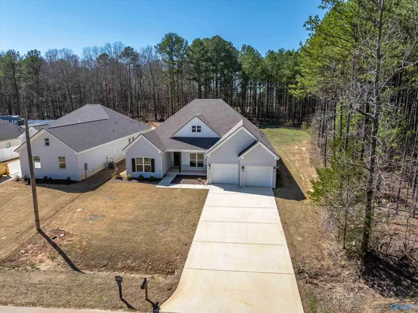 18215 Newby Chapel Rd, Athens, AL 35613