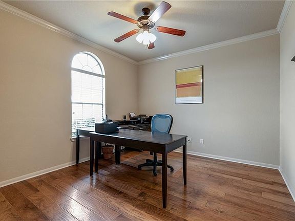 4th image of 2416 Sully Creek Dr