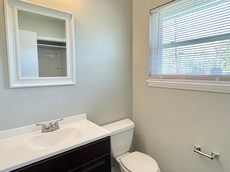 1100 Skyland Dr #J2 — Photo 10