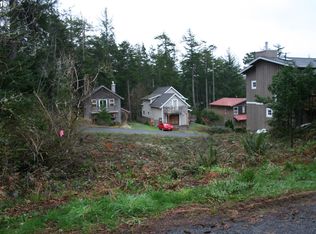 Hemlock St, Manzanita, OR 97130