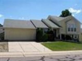 6025 S Netherland Cir, Centennial, CO 80015