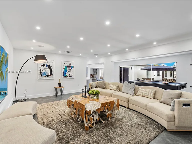 4322 Polk St — Photo 19