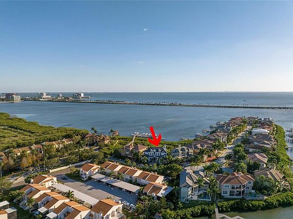 4th image of 4133 Causeway Vista Dr