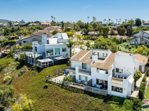 2434 Torrejon Pl, Carlsbad, CA 92009