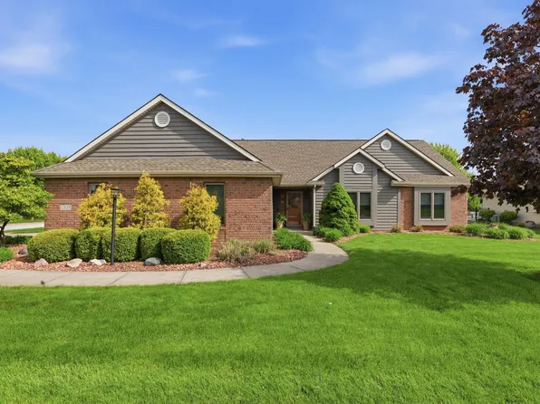1309 Crooked Creek Pkwy, Fort Wayne, IN 46845