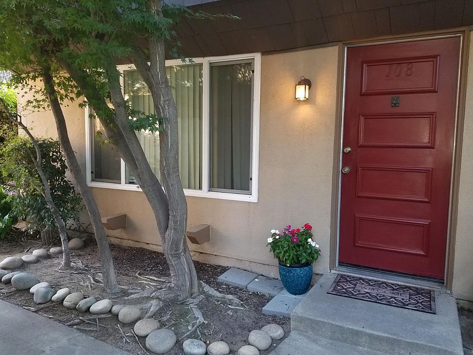 1st image of 5164 E Ashlan Ave Unit 108