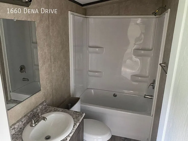 1660 Dena Dr — Photo 4