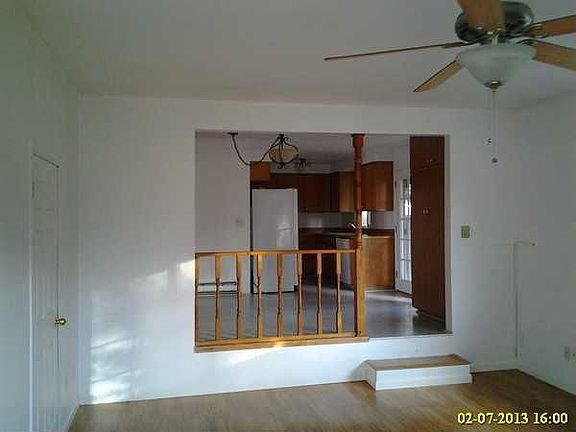 4th image of 5212 90th Pl NE