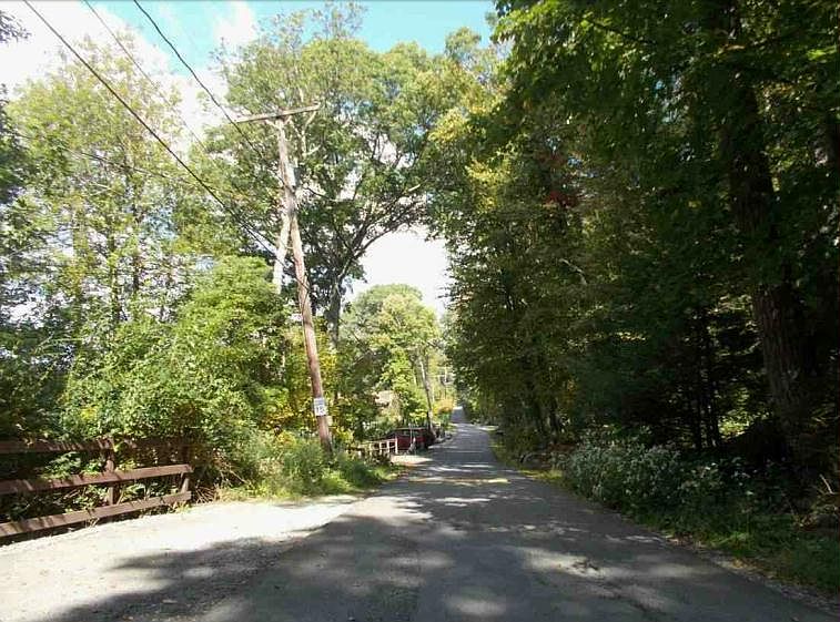 2nd image of 43 E Shore Trl
