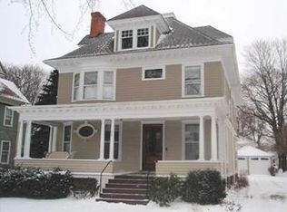 12 Robinson St, North East, PA