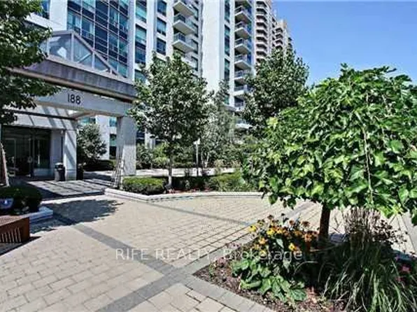 188 Doris Ave, Toronto, ON