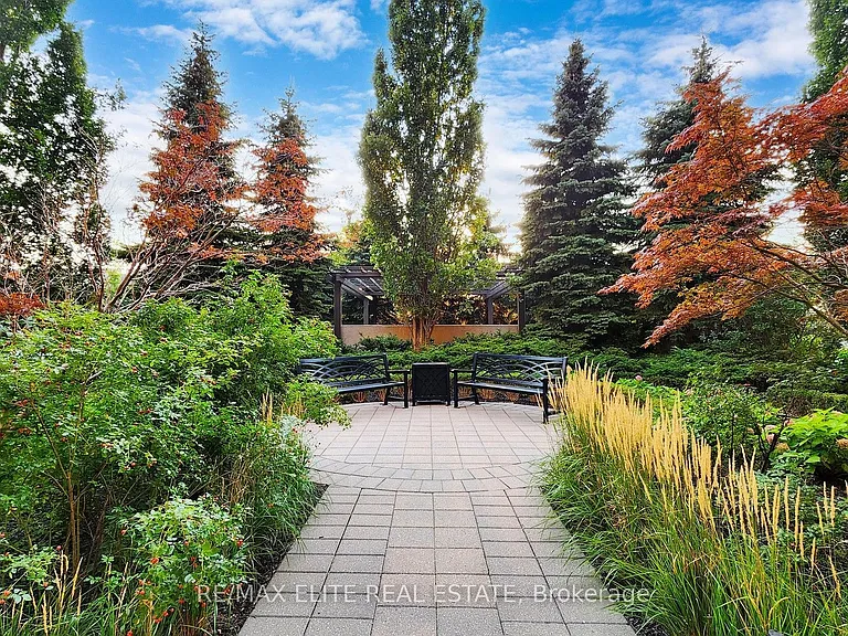 133 Wynford Dr #1608 — Photo 38