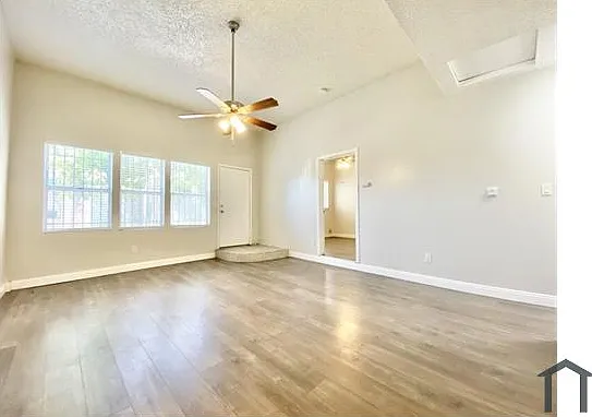 8320 Avalon Blvd #A — Photo 1
