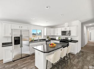 7540 Remington Rd, Silver Springs, NV 89429