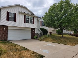 4419 Adams Ct NE, Cedar Rapids, IA 52411