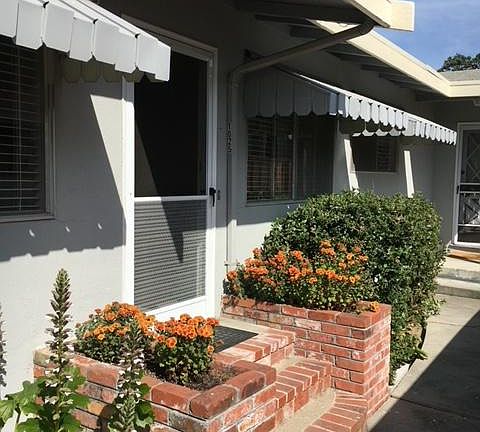 3rd image of 1025 Roosevelt Ave