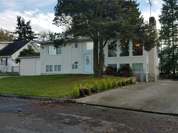 1729 S 263rd Pl, Des Moines, WA 98198