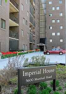 5600 Munhall Rd APT 204, Pittsburgh, PA, 15217