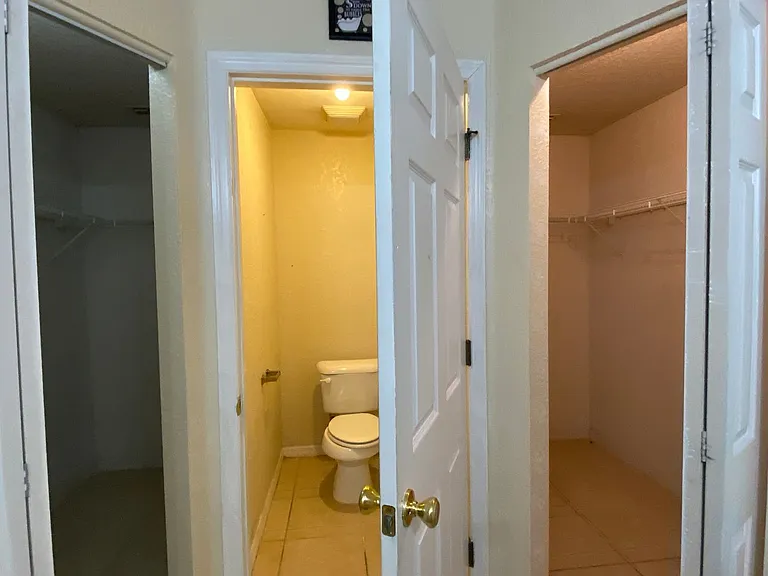 523 Silver Way Dr — Photo 23