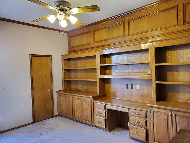441 Cactus Rd — Photo 3