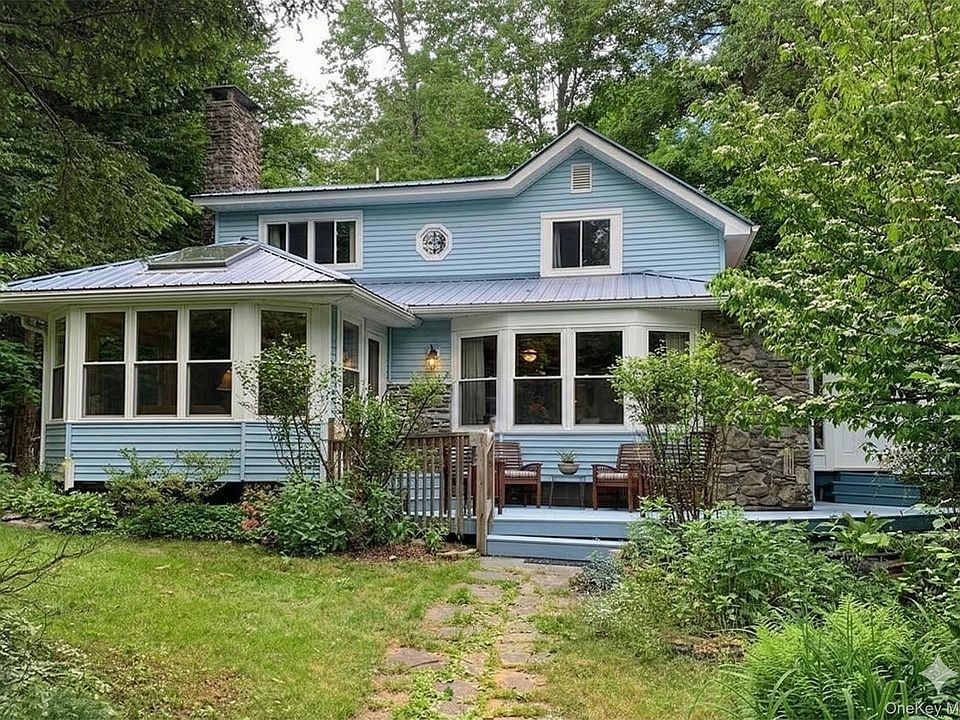 1st image of 446 Shandelee Road