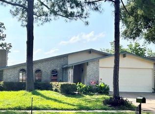 15730 Corsair Rd, Houston, TX 77053