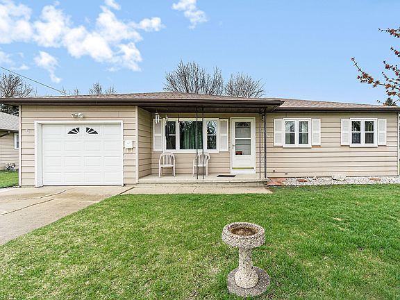 2nd image of 1000 Merryview Dr