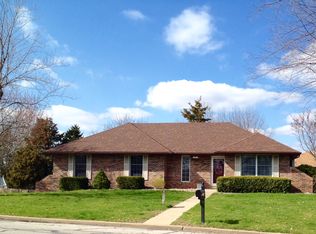 2112 W Edgewood Dr, Jefferson City, MO 65109
