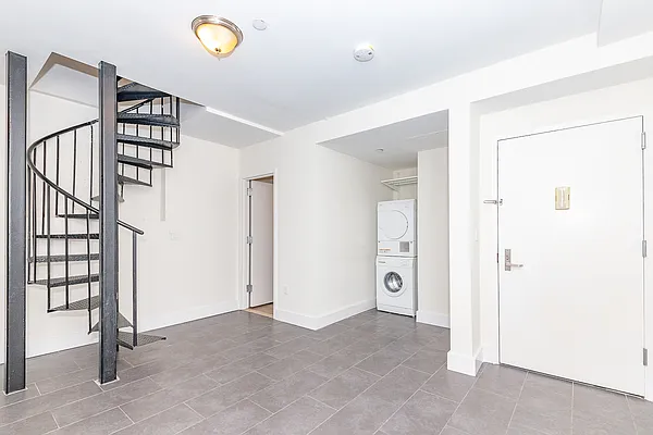 Rented by MySpaceNYC | media 80