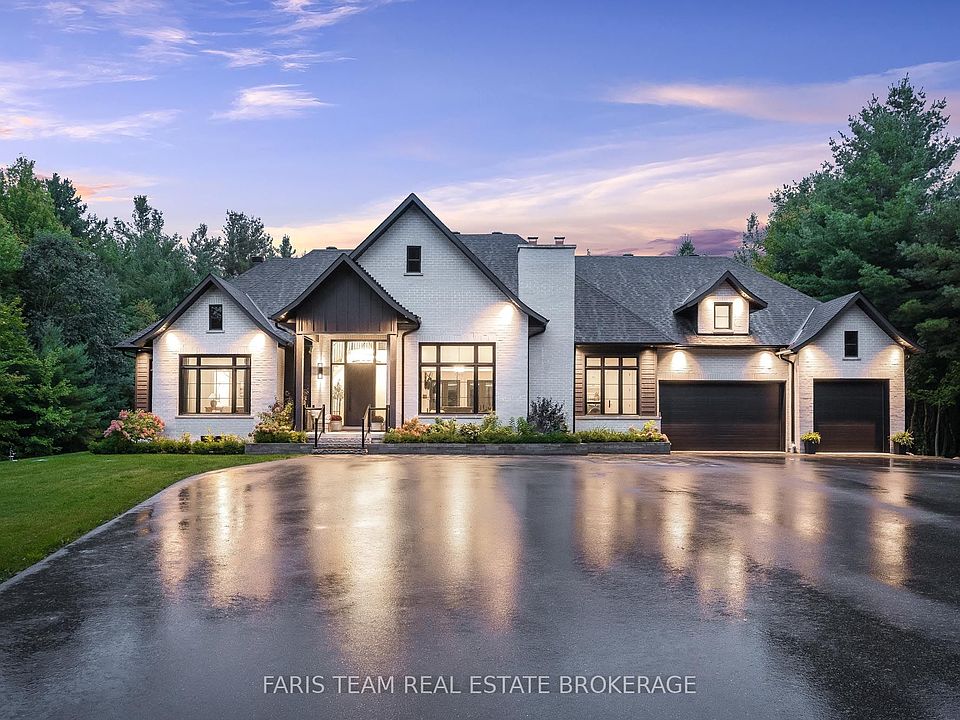 1st image of 4 Sycamore Cir