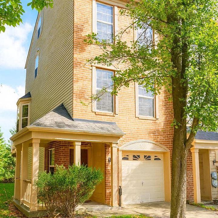 1st image of 24 Bailey Ln