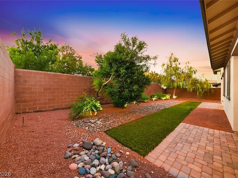 10314 Apache Blue Ave — Photo 48