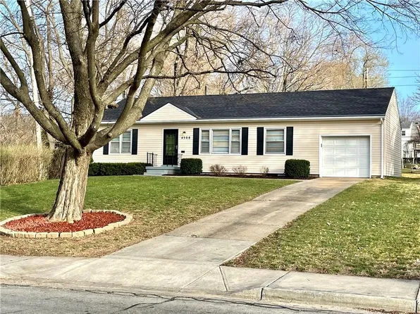 4508 W 55th St, Roeland Park, KS 66205